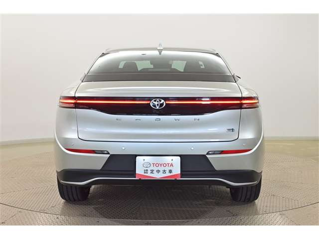 クラウンクロスオーバー2.5 G E-Four 4WD