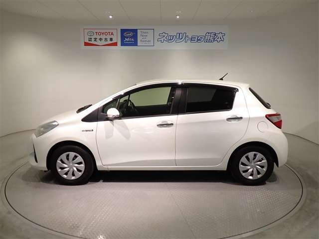 ヴィッツ1.5 ハイブリッド F セーフティ エディションII