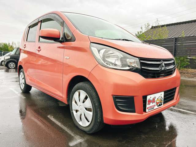 お客様のご予算帯に合わせたお車を常時100台以上取り揃えています!当社のスタッフがお客様のお車選びをしっかりサポートしご提案させていただきます!