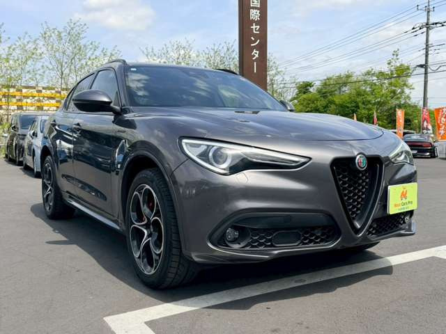 ステルヴィオ2.2 ターボ ディーゼル Q4 ヴェローチェ 4WD