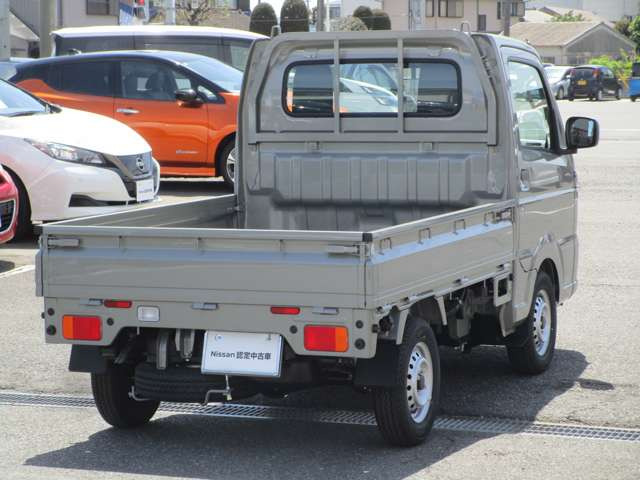 クリッパートラックDX 4WD