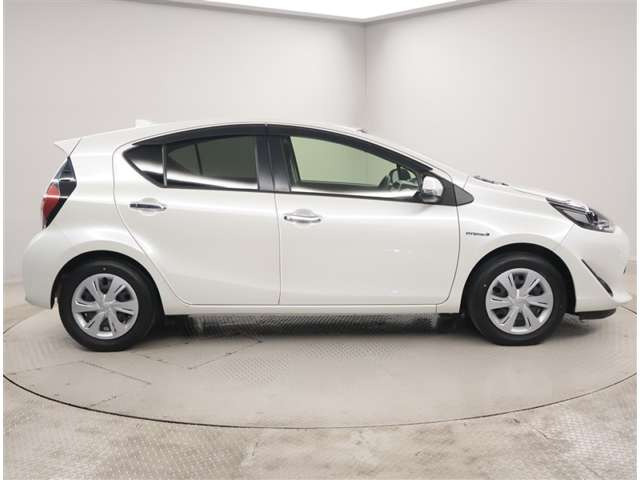 アクア1.5 S スタイルブラック