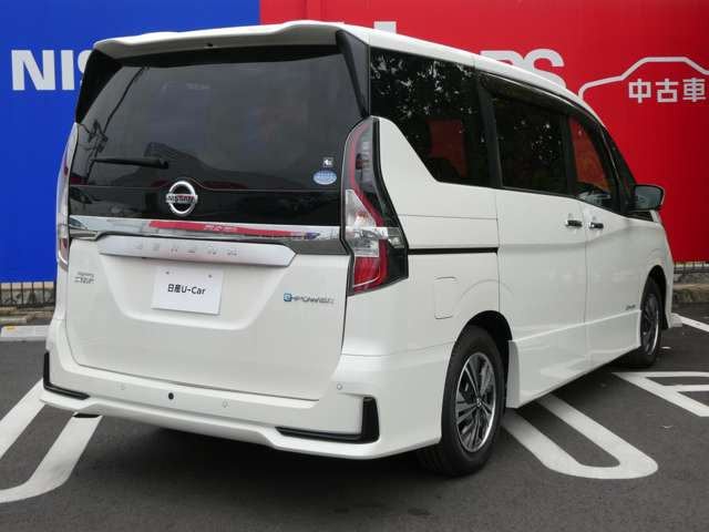 セレナ1.2 e-POWER ハイウェイスターV