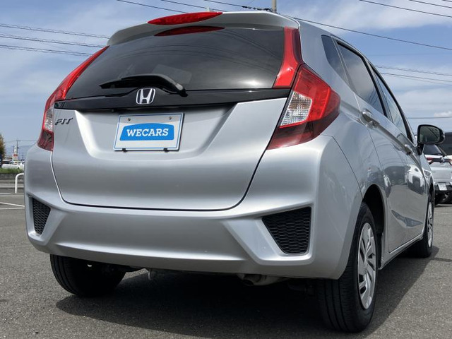 フィット1.3 13G Fパッケージ ファインエディション