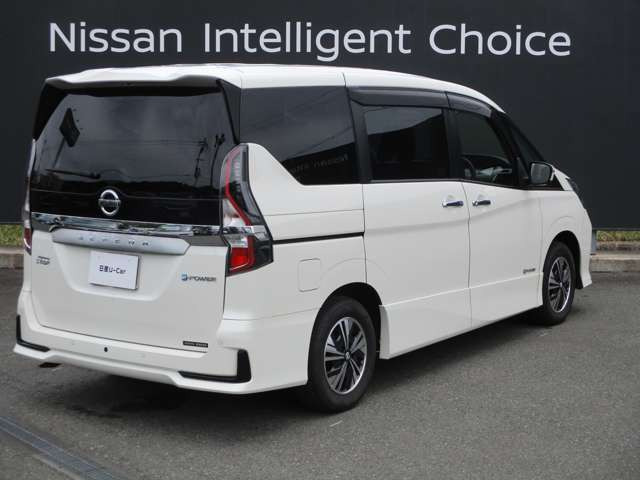 セレナ1.2 e-POWER ハイウェイスターV