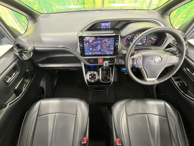 ヴォクシー2.0 ZS 煌III