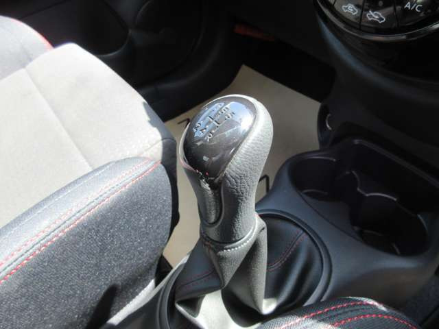 マーチ1.5 NISMO S