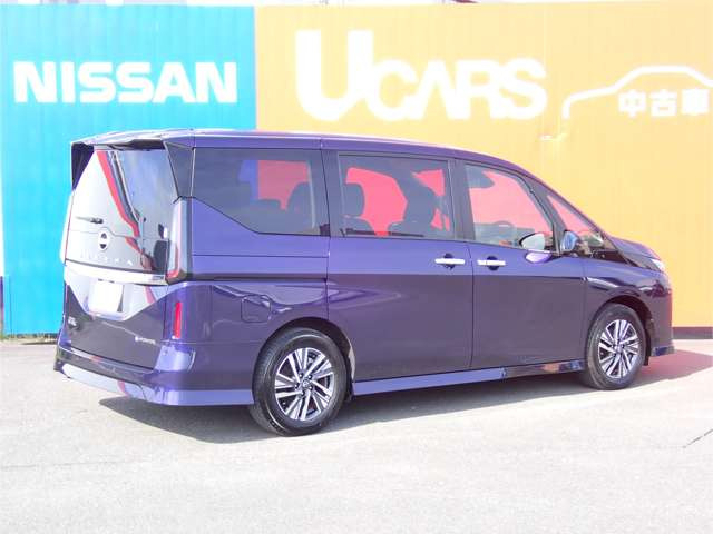 セレナ1.4 e-POWER ハイウェイスターV