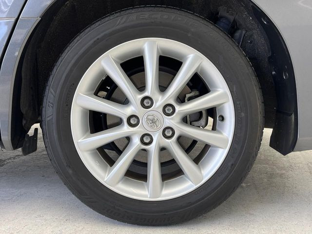 �y����15�C���`�A���~�z�C�[���z�O�ςɃ}�b�`���������A���~�z�C�[���𑕒����Ă���܂��B�e��ЊO�A���~�z�C�[����A�X�^�b�h���X�^�C�����戵�����Ă���܂��B���񂲑��k����������