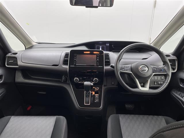 セレナ2.0 ハイウェイスターV