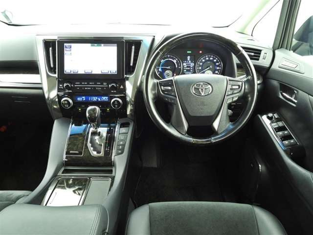 アルファードハイブリッド 2.5 SR E-Four 4WD