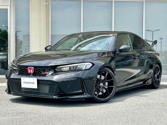 シビックタイプR2.0 レーシング ブラックパッケージ