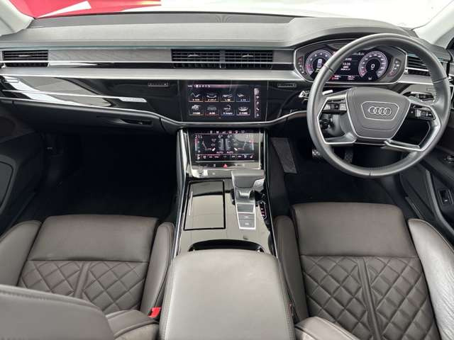 A855 TFSI クワトロ 4WD