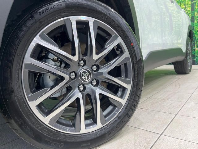 �y����18�C���`�A���~�z�C�[���z�O�ςɃ}�b�`���������A���~�z�C�[���𑕒����Ă���܂��B�e��ЊO�A���~�z�C�[����A�X�^�b�h���X�^�C�����戵�����Ă���܂��B���񂲑��k����������