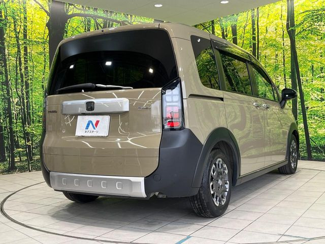 ☆全国のネクステージからお取り寄せが可能※!遠方の店舗に展示してあるクルマが気になる場合も、最寄りの店舗でご覧いただくことが可能です!是非私たちに要望をお聞かせください!※別途費用