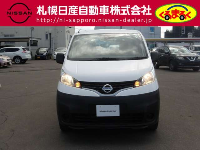NV200バネットバン1.6 DX 4WD