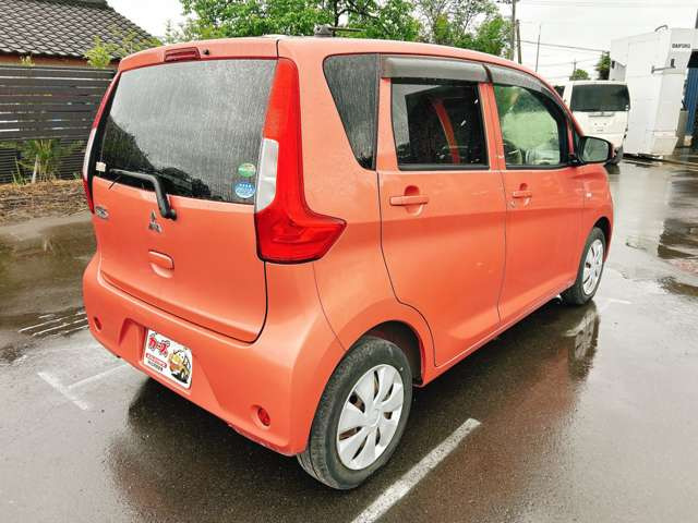 お客様のご予算帯に合わせたお車を常時100台以上取り揃えています!当社のスタッフがお客様のお車選びをしっかりサポートしご提案させていただきます!