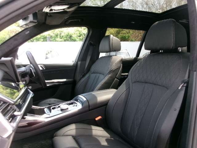 X7xドライブ 40d Mスポーツ 4WD