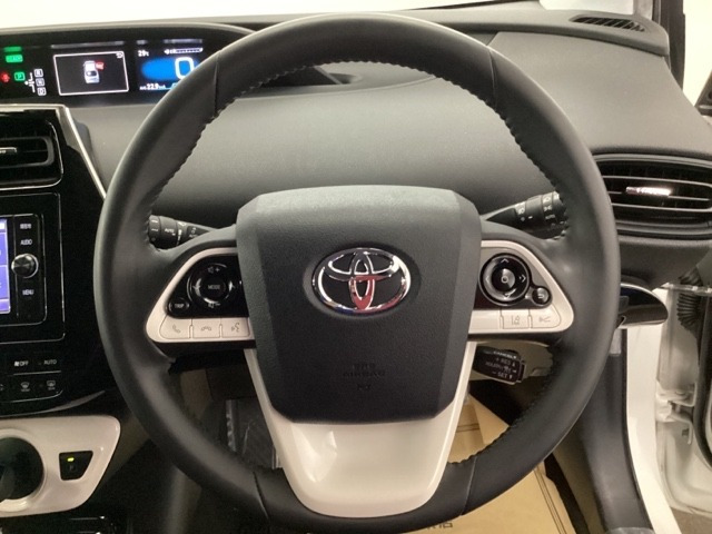 プリウス1.8 S セーフティ プラス