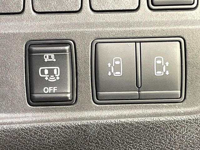 セレナ2.0 ハイウェイスター VセレクションII