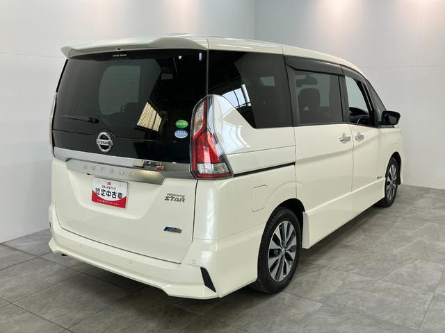 セレナ2.0 ハイウェイスター プロパイロット エディション