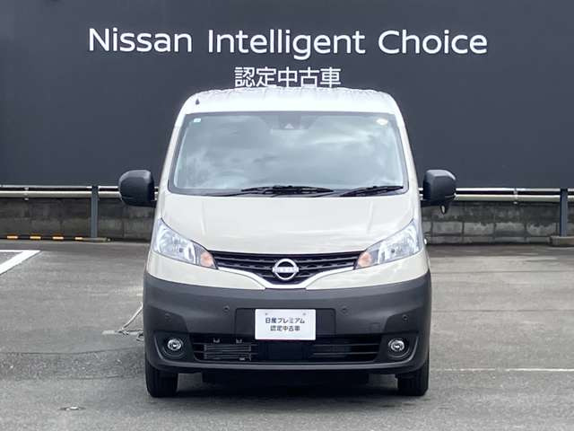 NV200バネットバン1.6 DX