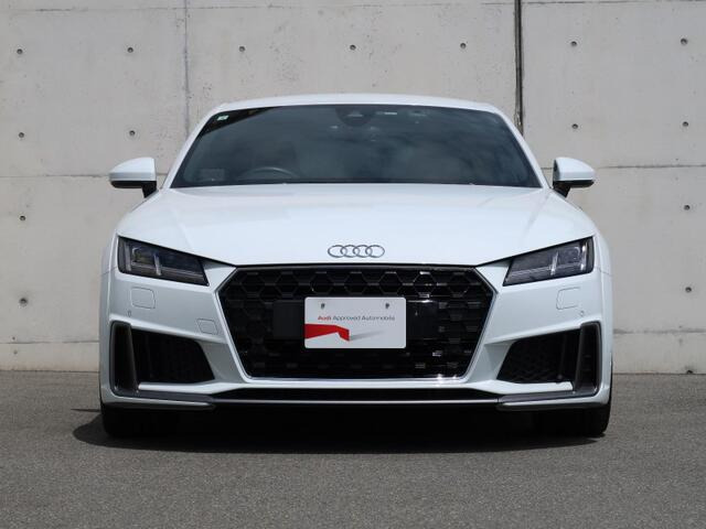 TTクーペ2.0 TFSI Sラインパッケージ