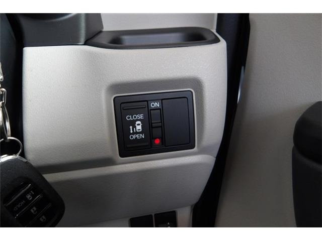 N-BOXファッションスタイル モノトーン