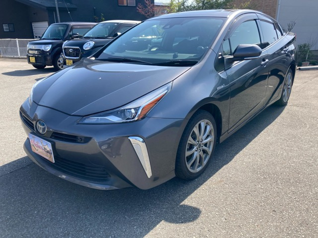 プリウス1.8 S E-Four 4WD