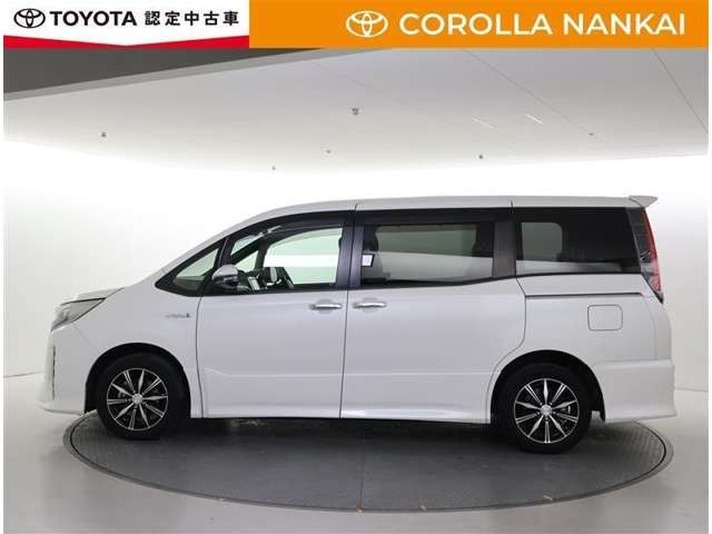 ノア1.8 ハイブリッド Si W×B II