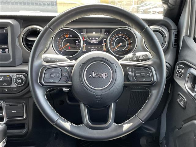 ラングラーアンリミテッド フリーダム エディション 4WD