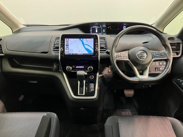 セレナ2.0 ハイウェイスター プロパイロット エディション