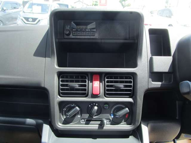 クリッパートラックDX 4WD