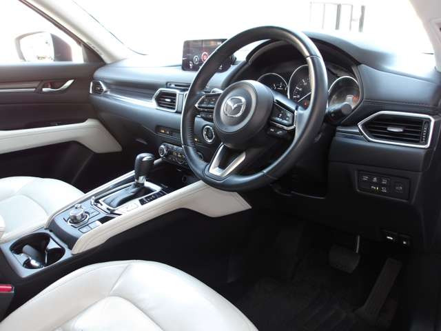 CX-52.5 25S Lパッケージ