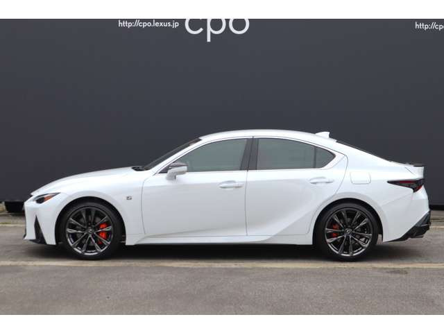 IS300h Fスポーツ 4WD