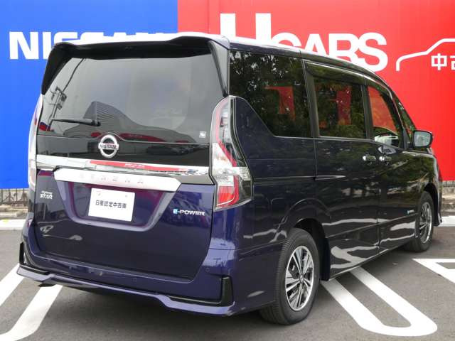 セレナ1.2 e-POWER ハイウェイスターV