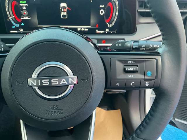 ノートオーラ1.2 G レザーエディション