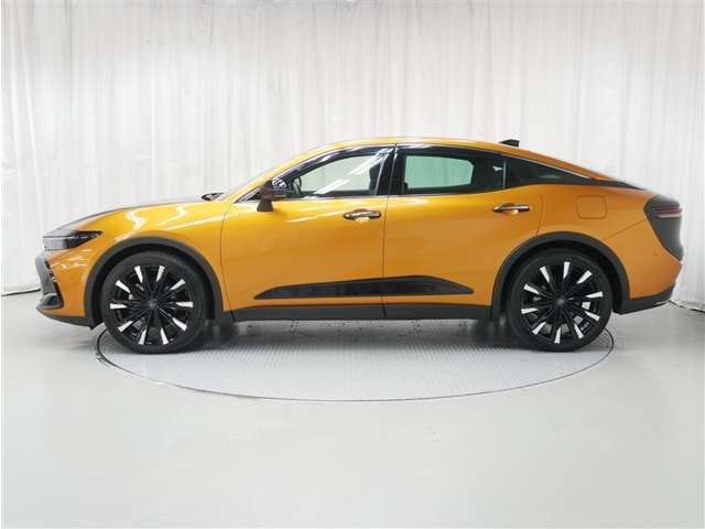 クラウンクロスオーバー2.4 RS アドバンスト E-Four advanced 4WD