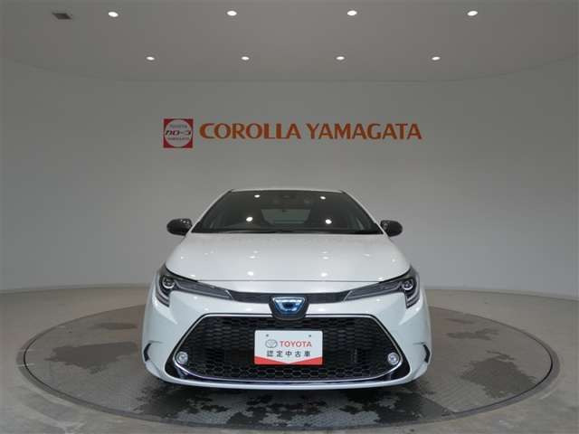 カローラツーリング1.8 ハイブリッド W×B