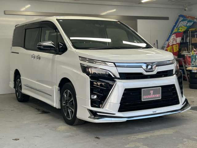 ヴォクシー2.0 ZS 煌II 4WD