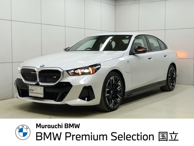 i5M60 xドライブ 4WD