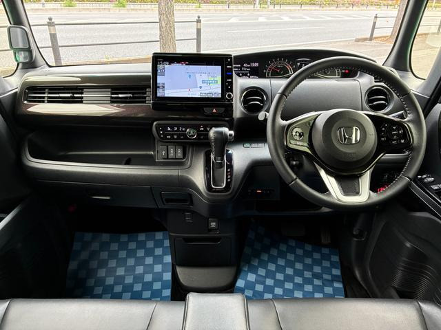 N-BOXカスタムG L ターボ ホンダセンシング 4WD