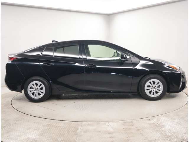 プリウス1.8 S セーフティ プラス