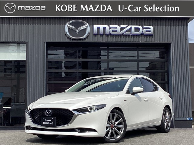 MAZDA3セダン
