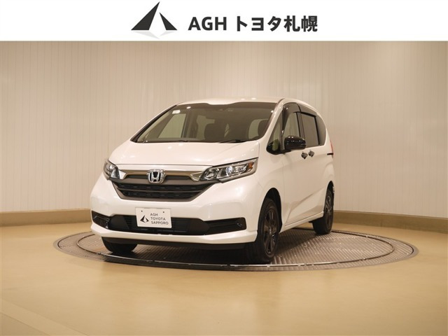 フリード+1.5 G ブラックスタイル