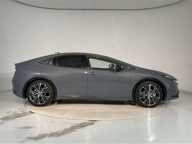 プリウス2.0 Z E-Four 4WD