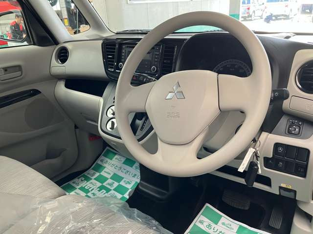 eKスペースE e-アシスト 4WD