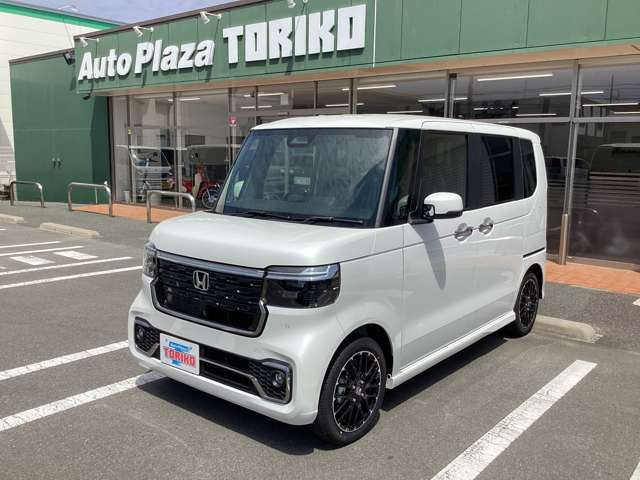 N-BOXカスタムターボ コーディネートスタイル モノトーン