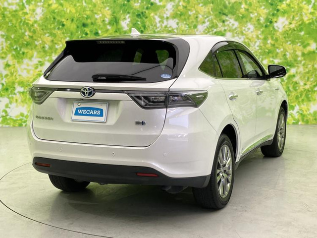 ハリアー2.5 ハイブリッド E-Four プレミアム アドバンスドパッケージ 4WD