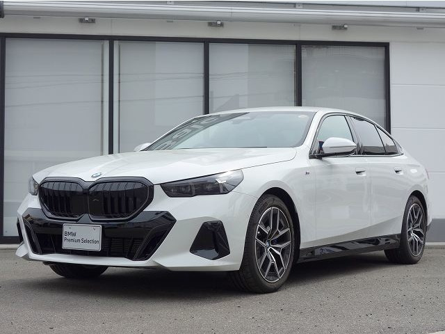 5シリーズセダン523d xドライブ Mスポーツ 4WD